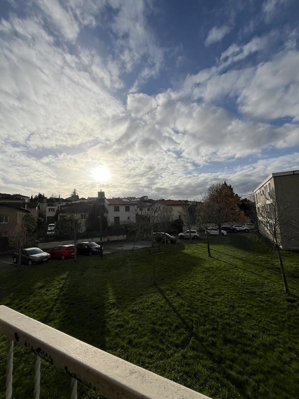 Appartement - 75 m² - 5 pièces