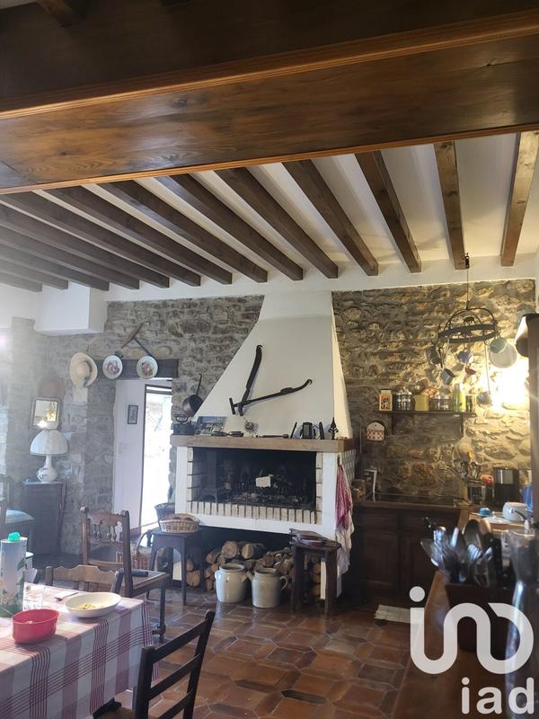 Maison - 250 m² - 8 pièces