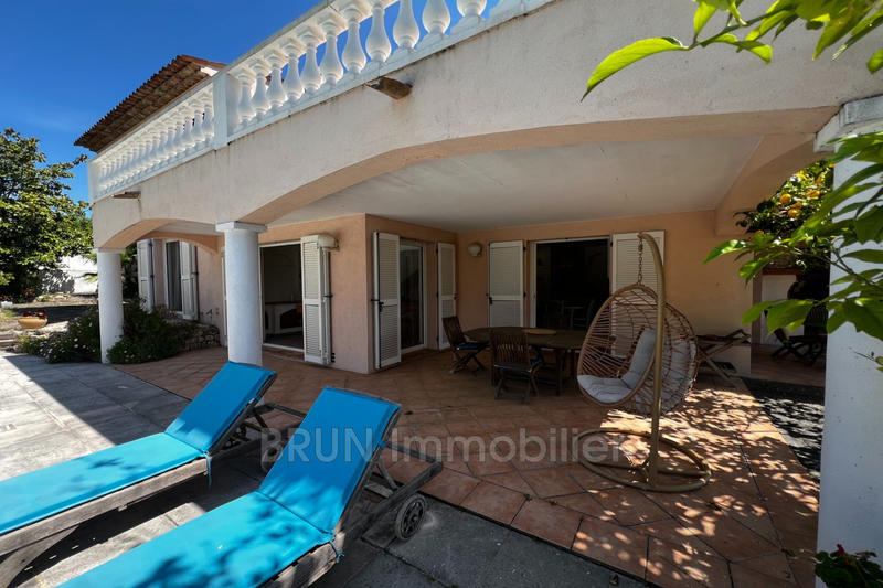 Villa - 280 m² - 7 pièces