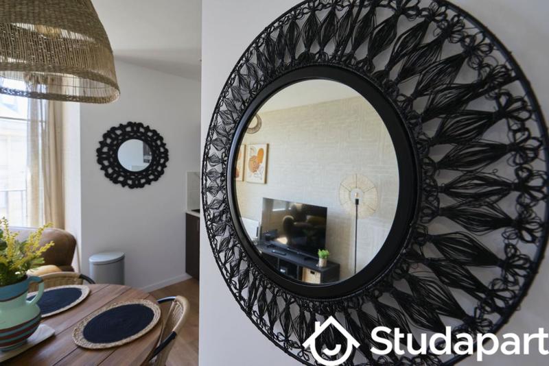 Chambre - 11 m² - 1 pièce