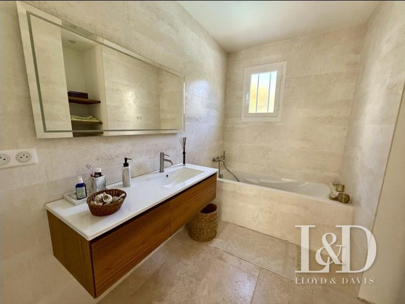 Villa - 135 m² - 4 pièces