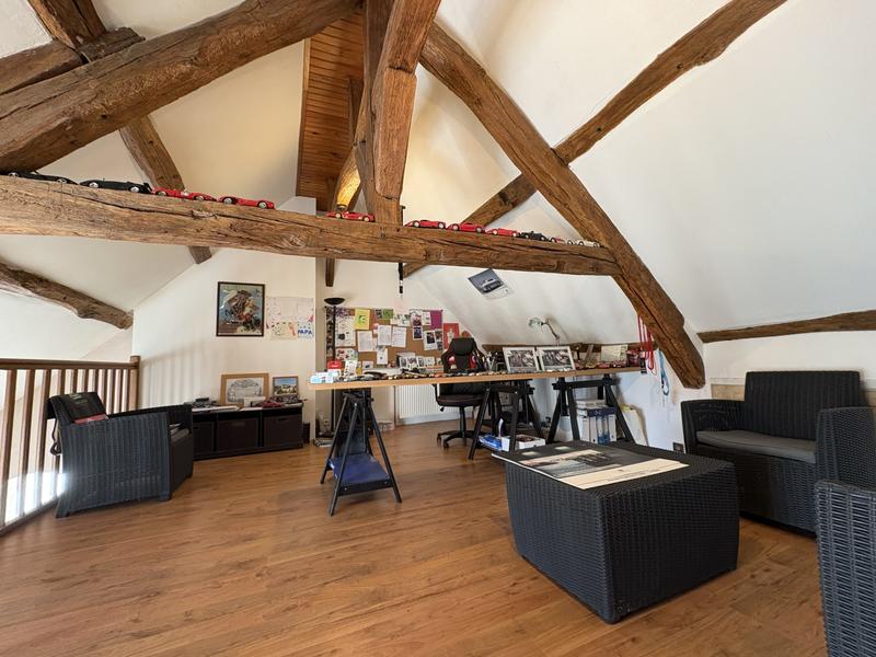 Maison ancienne - 197 m² - 6 pièces