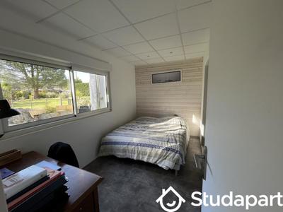 Chambre - 14 m² - 1 pièce