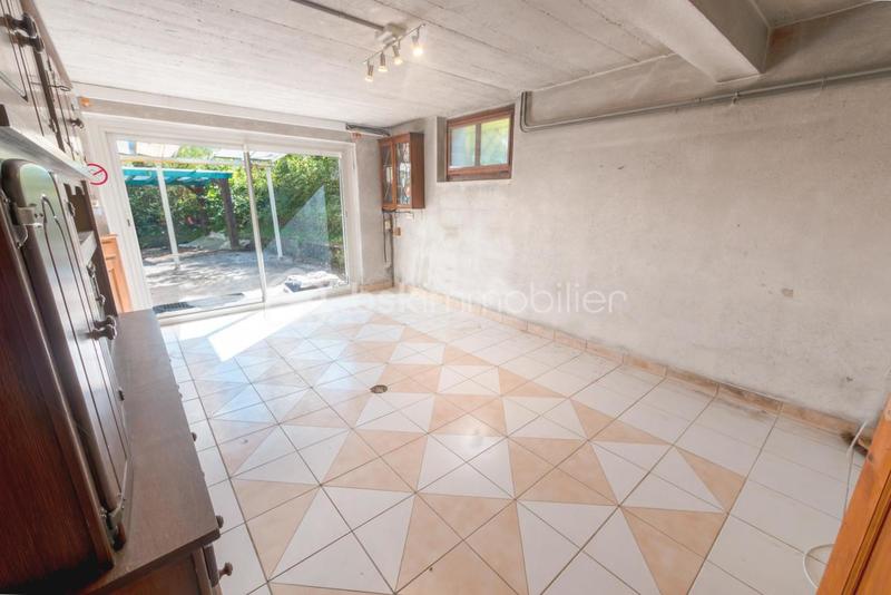 Maison de village - 170 m² - 8 pièces