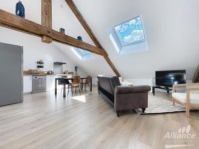 Immeuble - 305 m² - 15 pièces