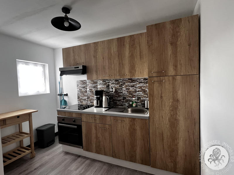 Local commercial - 216 m² - 10 pièces