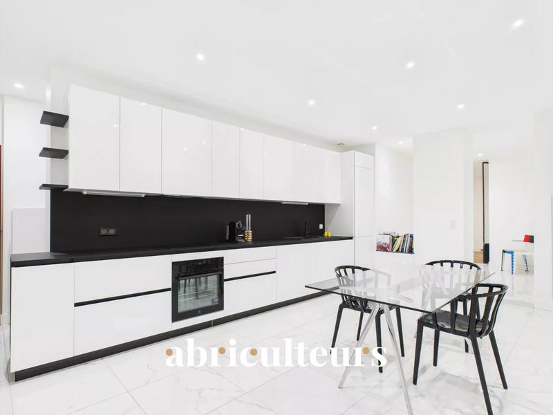 Appartement - 106 m² - 4 pièces