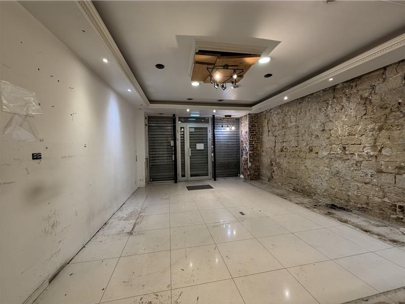 Local commercial - 163 m²