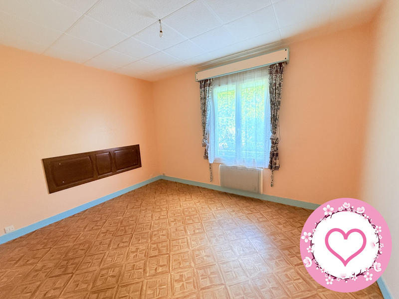 Maison - 90 m² - 4 pièces