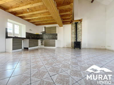 Maison - 111 m² - 6 pièces