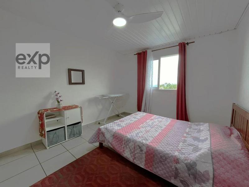 Maison - 175 m² - 8 pièces