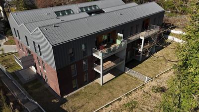 Appartement - 100 m² - 4 pièces