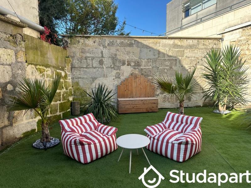 Chambre - 24 m² - 1 pièce