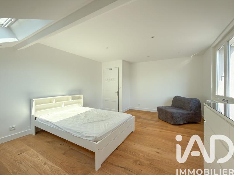 Maison - 208 m² - 6 pièces