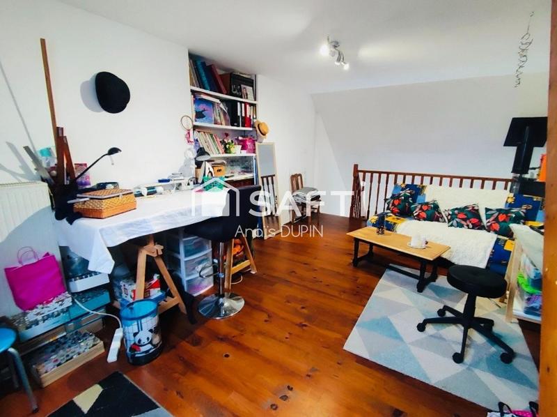 Maison - 198 m² - 8 pièces