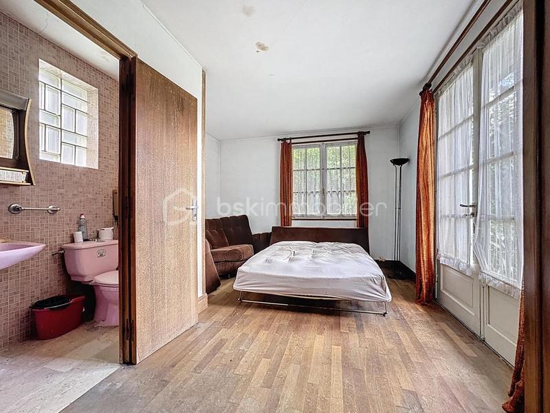 Propriété - 150 m² - 8 pièces