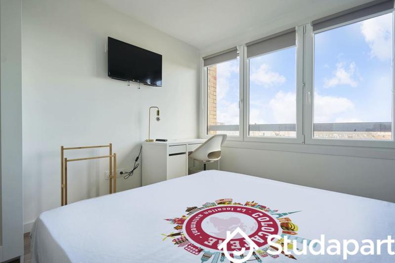 Chambre - 13 m² - 1 pièce