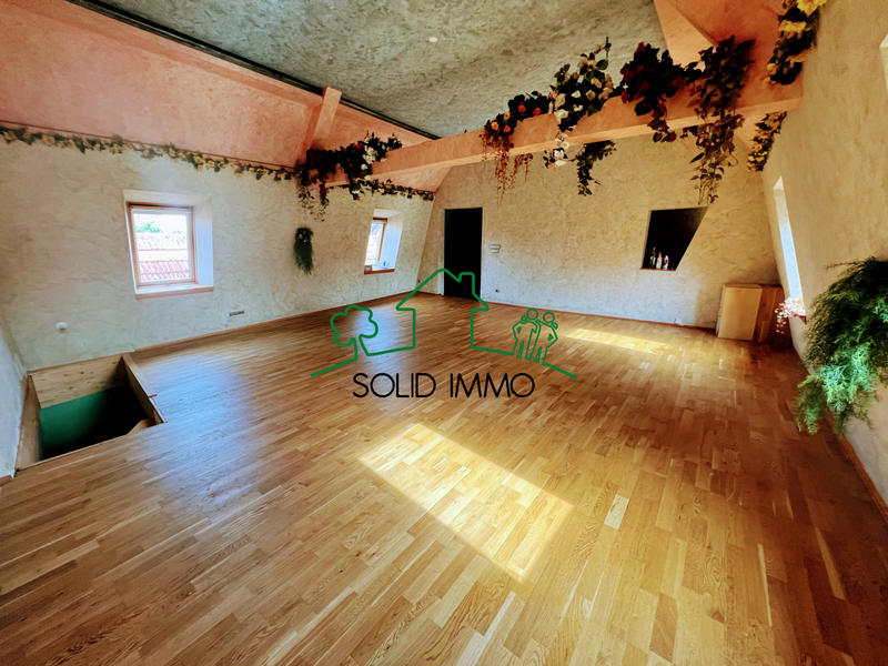 Maison de village - 227 m² - 8 pièces