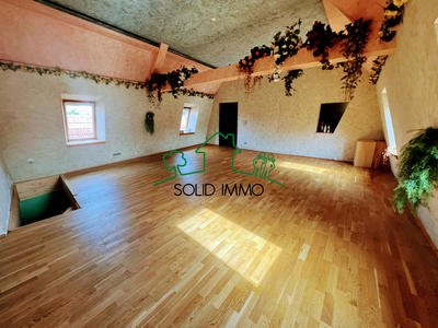 Maison de village - 227 m² - 8 pièces