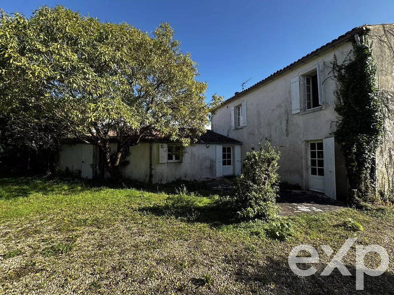 Maison - 180 m² - 8 pièces