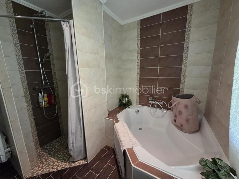 Maison - 156 m² - 4 pièces