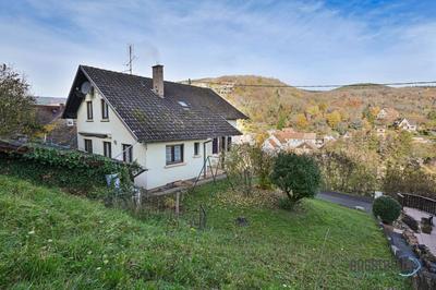 Maison - 142 m² - 6 pièces