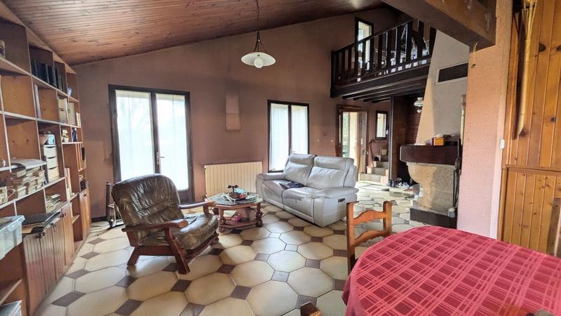 Maison - 170 m² - 7 pièces