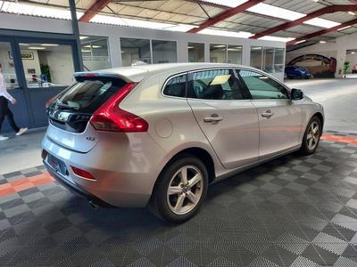 Volvo V40 2.0 150ch Momentum - Garantie 6 Mois