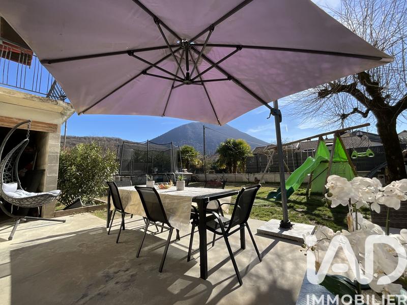 Maison de village - 151 m² - 5 pièces