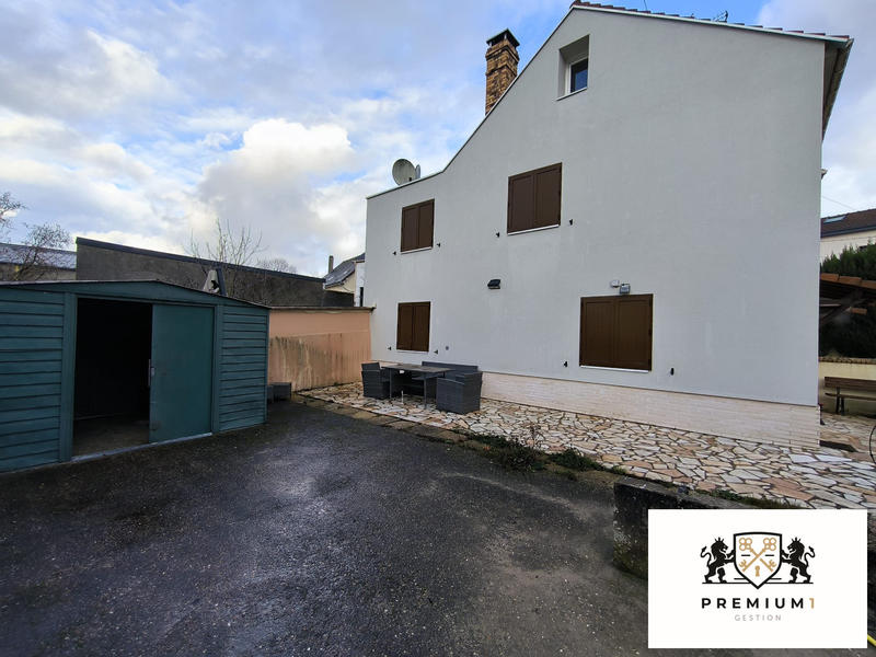 Maison - 85 m² - 4 pièces