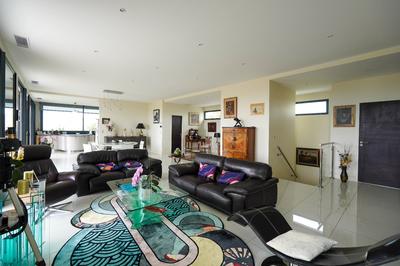 Maison - 191 m² - 5 pièces