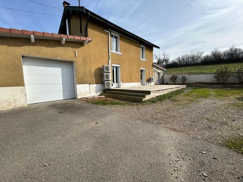 Maison - 105 m² - 4 pièces