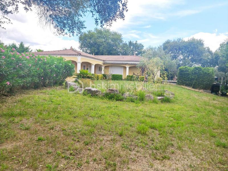 Villa - 132 m² - 5 pièces