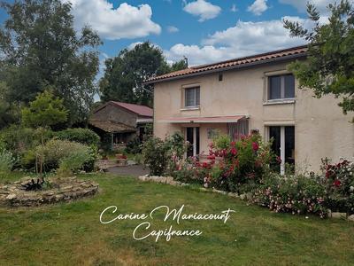 Maison - 160 m² - 7 pièces