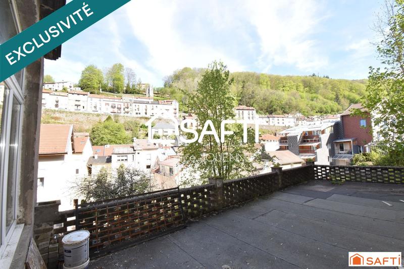 Local commercial - 1 080 m² - 34 pièces