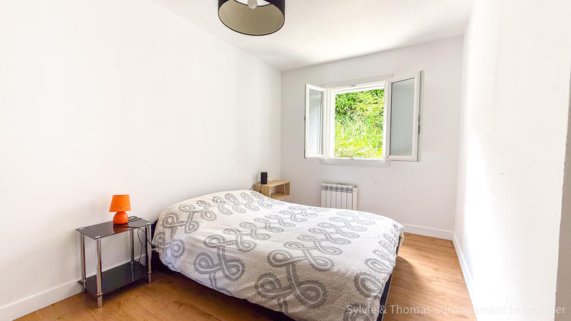 Maison - 370 m² - 14 pièces