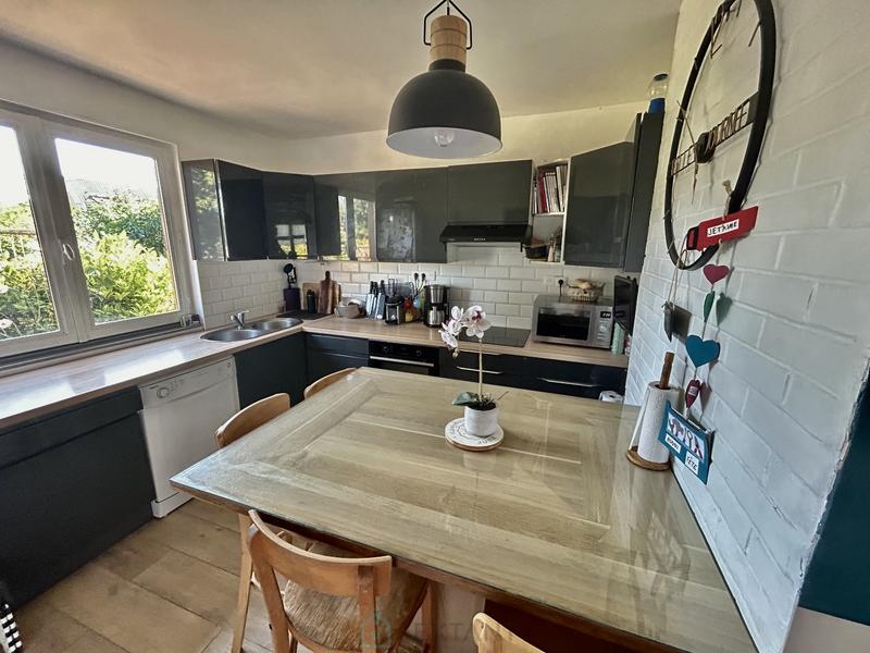 Maison - 133 m² - 6 pièces