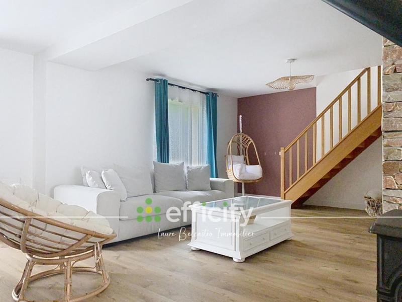 Pavillon - 184 m² - 8 pièces