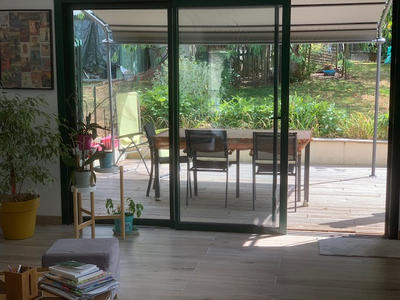 Propriété - 90 m² - 4 pièces