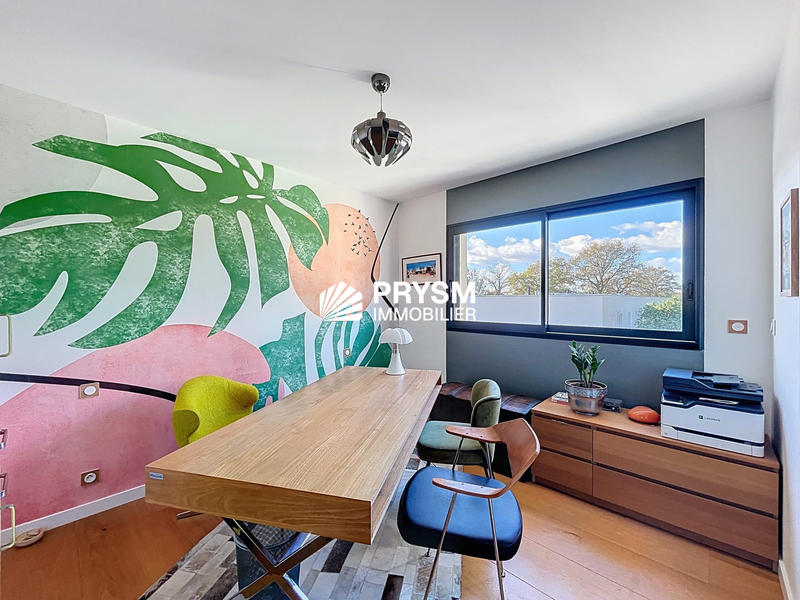 Maison contemporaine - 197 m² - 6 pièces