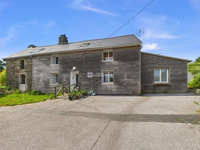 Maison - 342 m² - 12 pièces