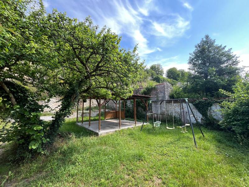 Maison - 133 m² - 4 pièces