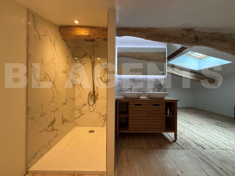 Fermette - 197 m² - 6 pièces