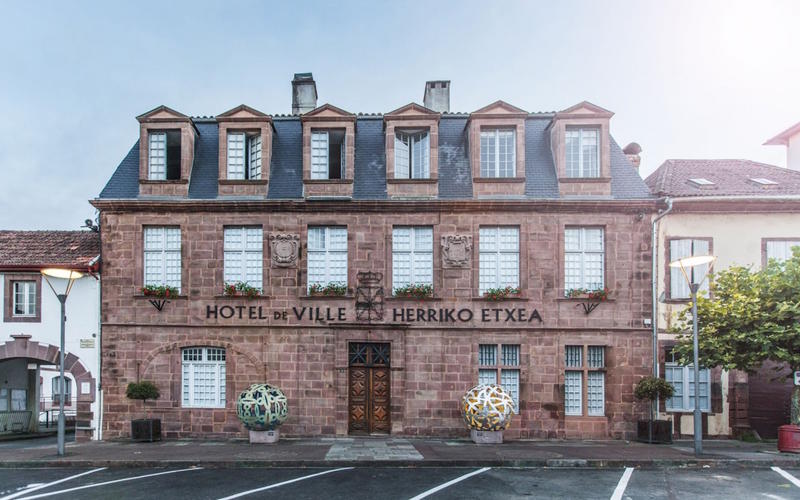 Conférence  la Vasconie, une société post-romaine particulière, par Juan José Larrea.