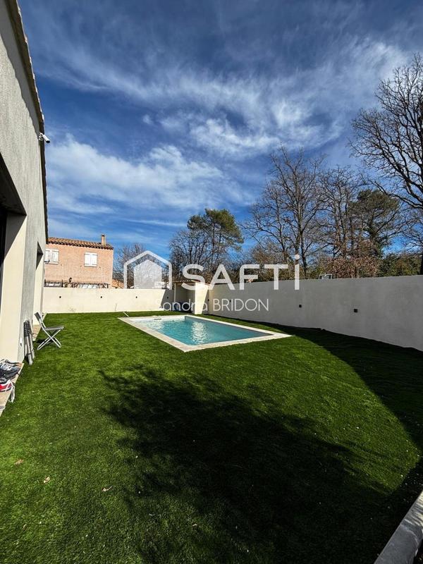 Maison - 88 m² - 4 pièces