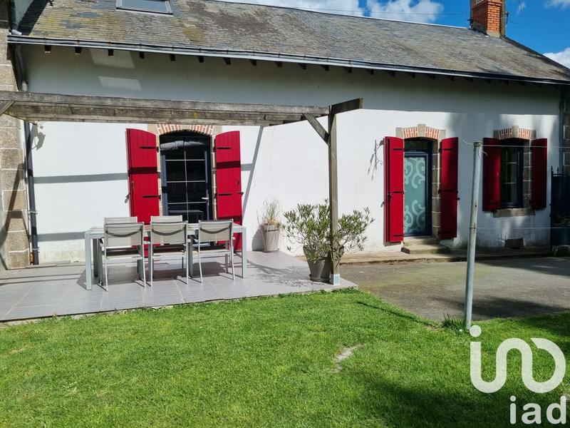 Maison - 142 m² - 8 pièces