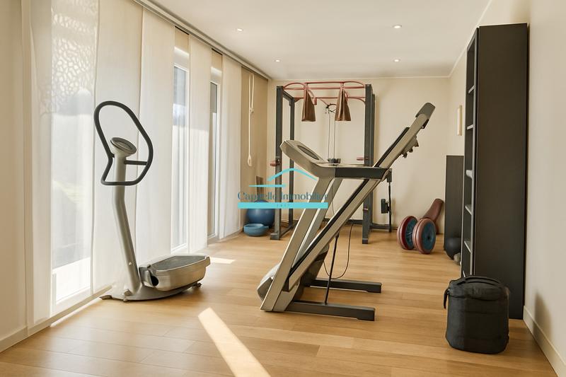 Villa - 280 m² - 9 pièces