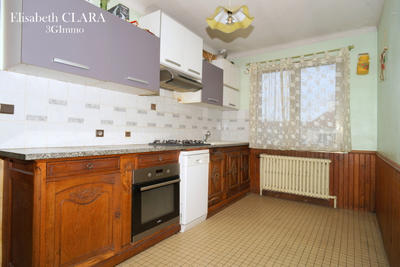 Maison - 96 m² - 5 pièces