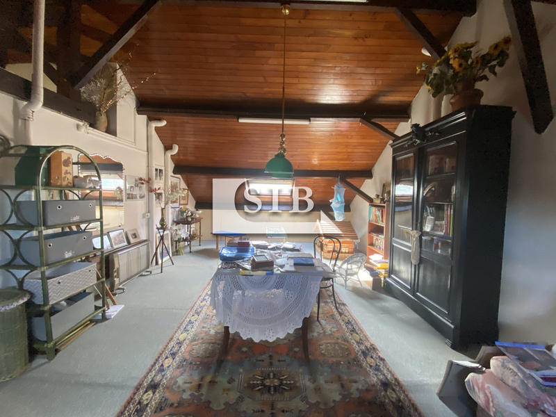 Maison - 149 m² - 7 pièces