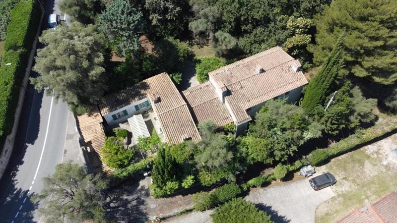 Villa - 193 m² - 6 pièces